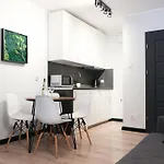 River House - Apartament Z Ogrodkiem